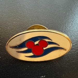 Vintage Cast Member Pin from the launch of the Disney Cruise Line (1998)?